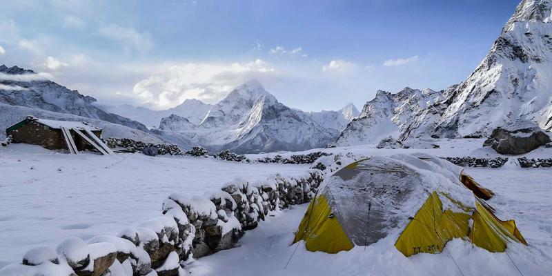 从篮球赛事到足球新闻：打造你的专属运动社区，居家健身器材选购与高效训练全攻略